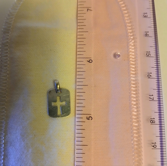 James Avery Retired Crosslet Shield - Picture 5 of 5